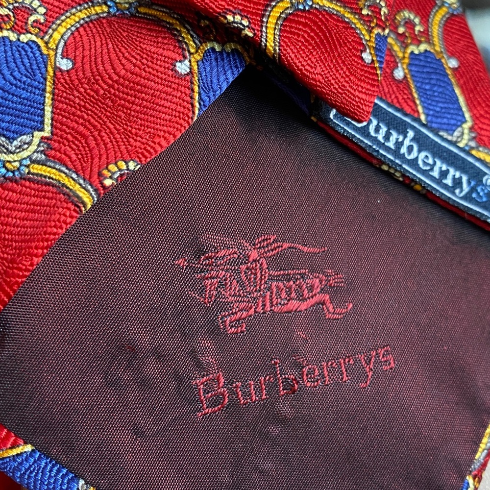 Burberry 💯 All Silk Luxurious Made in France Logo Timeless Tie - Picture 16 of 16